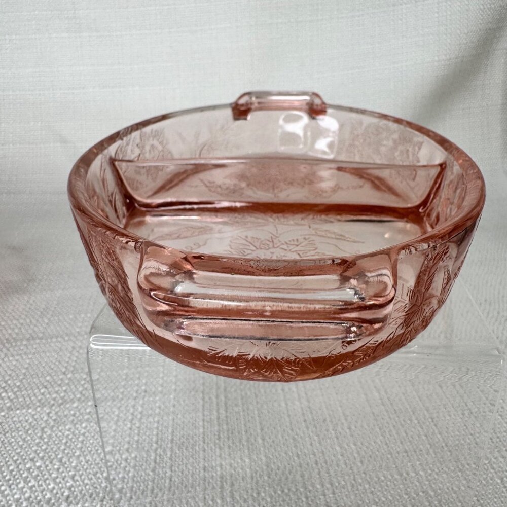 Jeannette Vintage Pink Depression Glass Divided Relish Dish Poinsettia Design 8” - Picture 3 of 16